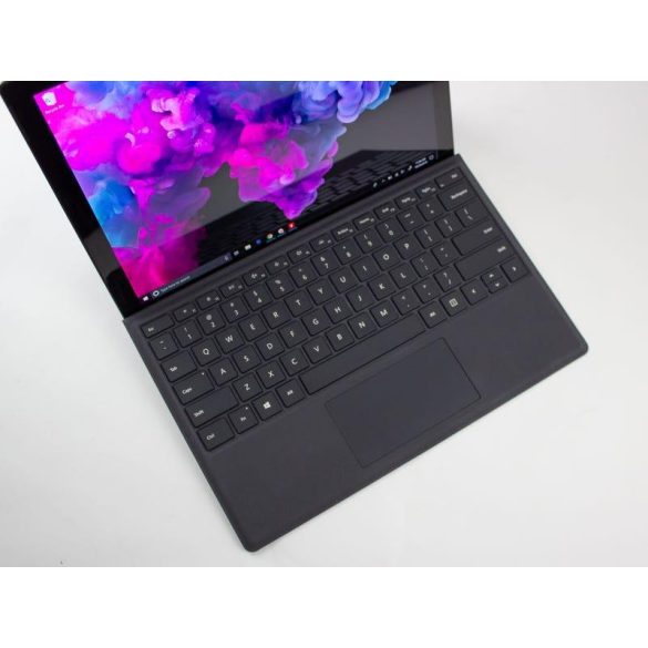 Microsoft Surface Pro 6 | i7-8650U | 8 GB RAM | 256 GB SSD | 12,3” Touch | levehető billentyűzettel | Windows 11 | használt 2 az 1-ben laptop 12 hó garanciával